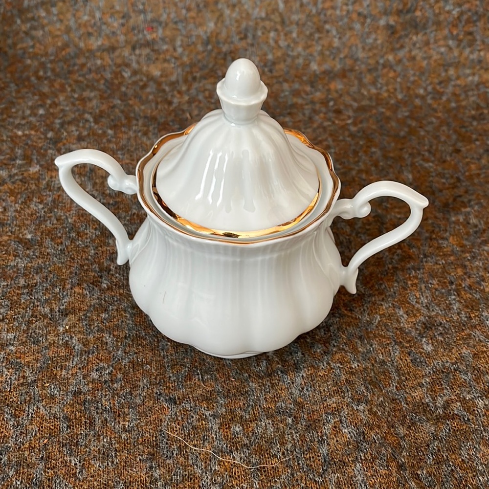 Sugar bowl made by Walbrzych, 🇵🇱